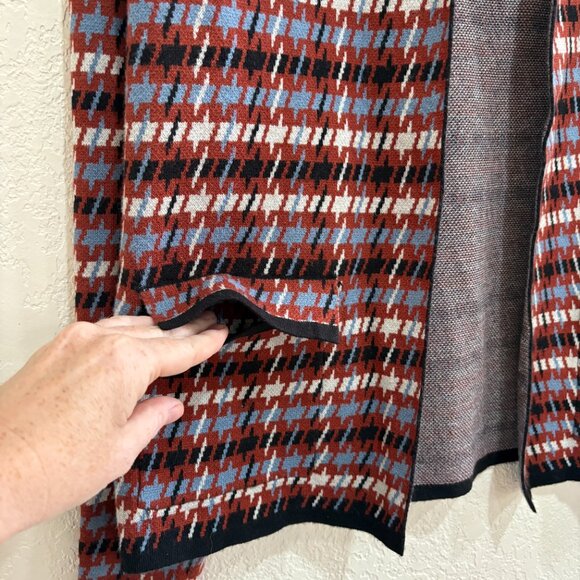 Tahari Knit Jacket Blazer – Red Blue Black Houndstooth Pattern, Size Small - Picture 4 of 10